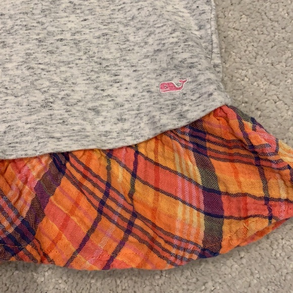 Vineyard Vines Peplum Sweatshirt - Picture 2 of 4